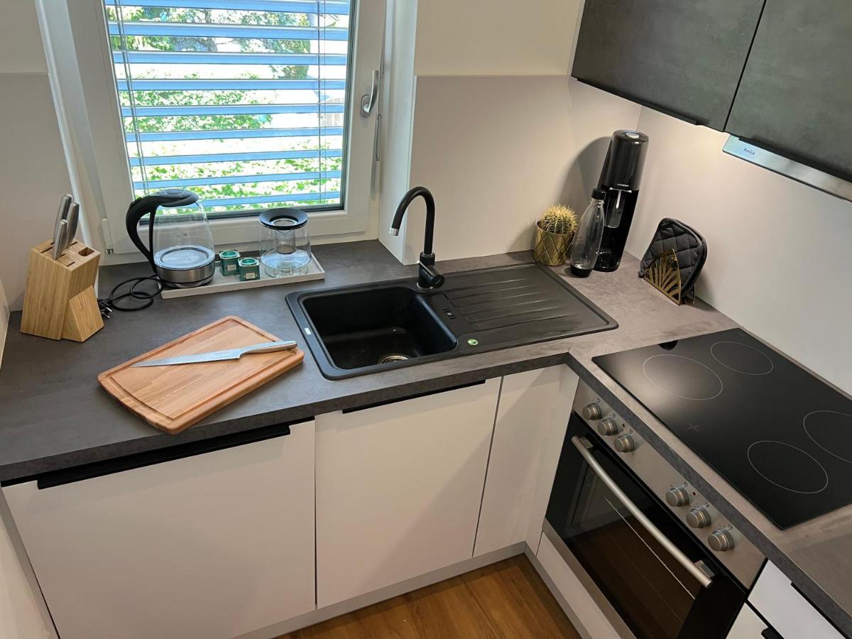 Designapartment Blue Sky -55M2-Free Parking & Wifi Graz Extérieur photo